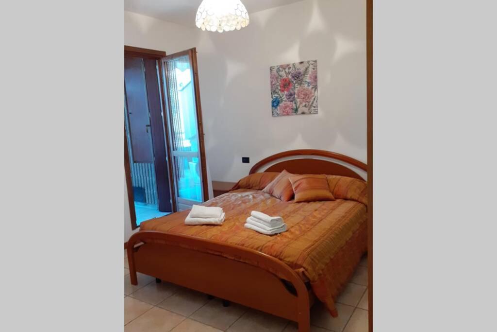 Feel At Home - Casa Loredana Lovere Esterno foto
